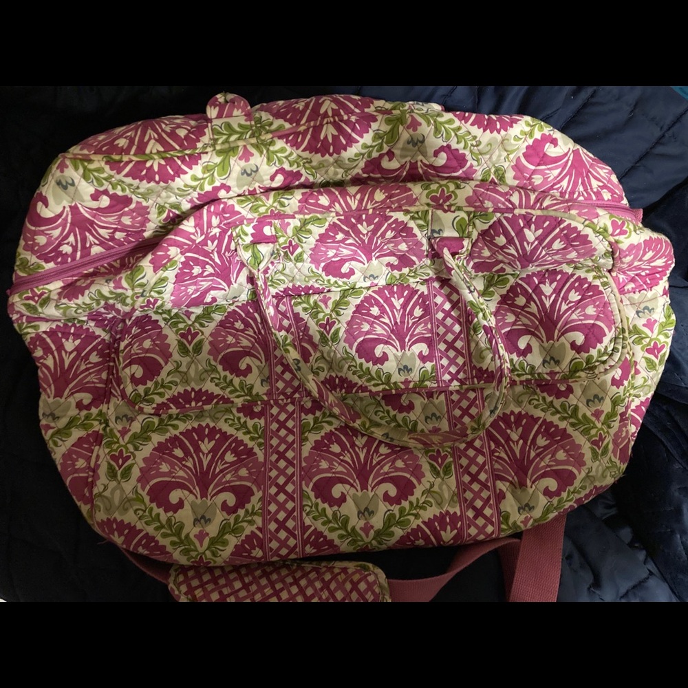 Vera Bradley Grand Traveler. Julep Tulip 2014 retired pattern.